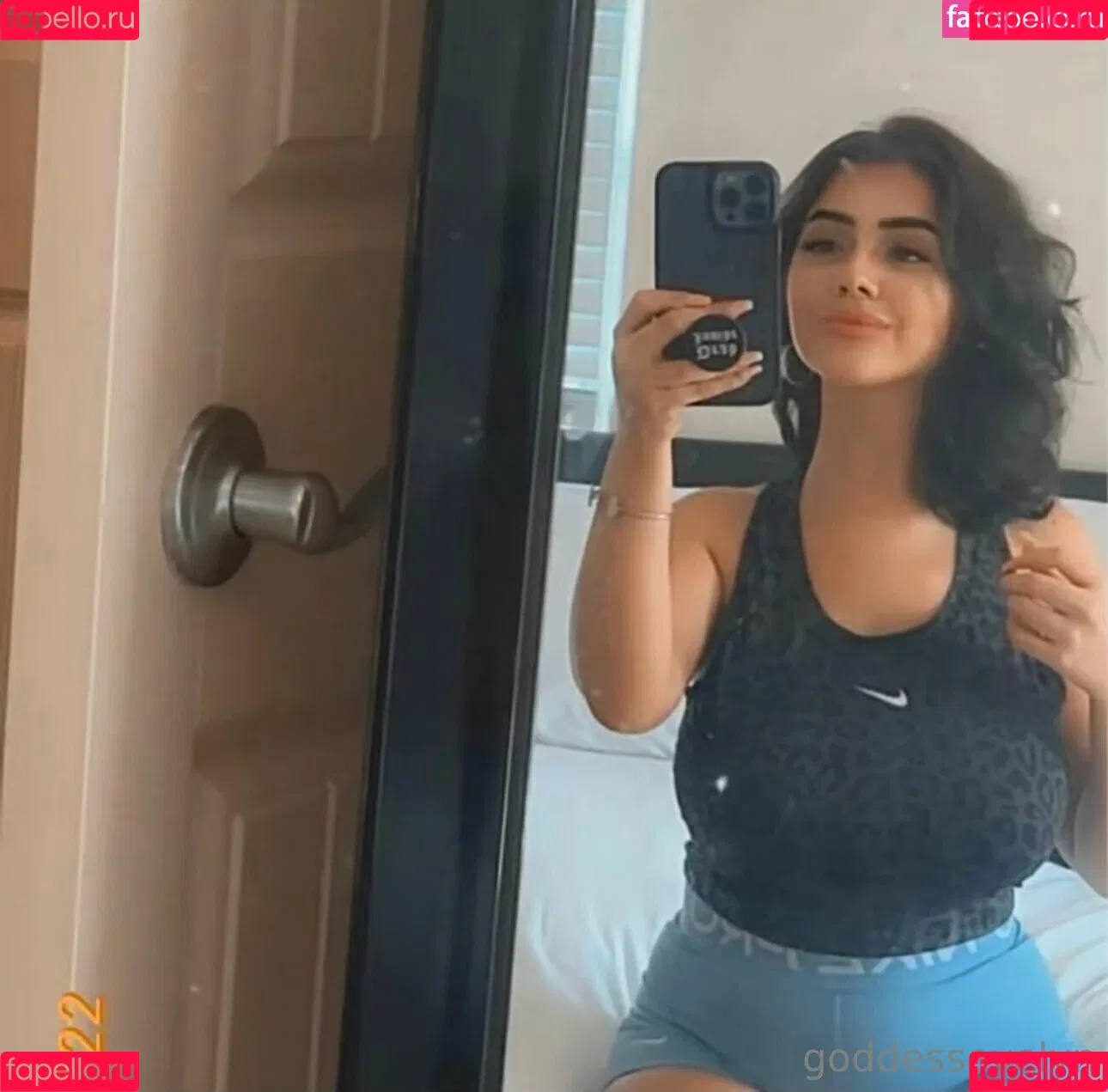 EvelynLuxe Onlyfans Photo Gallery 