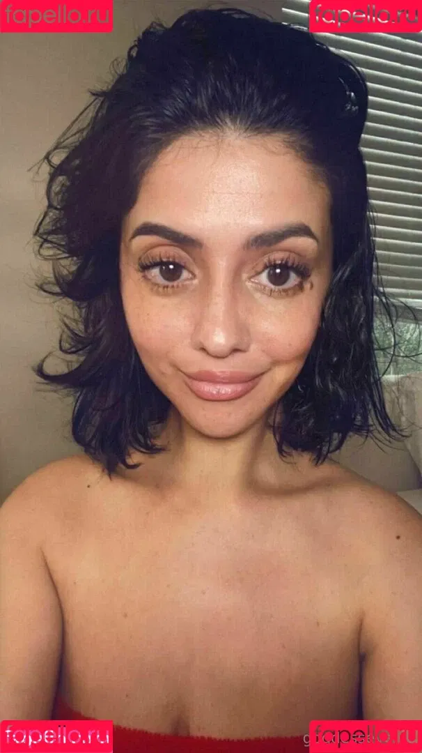 EvelynLuxe Onlyfans Photo Gallery 