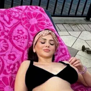 EvelynLuxe Onlyfans Photo Gallery 