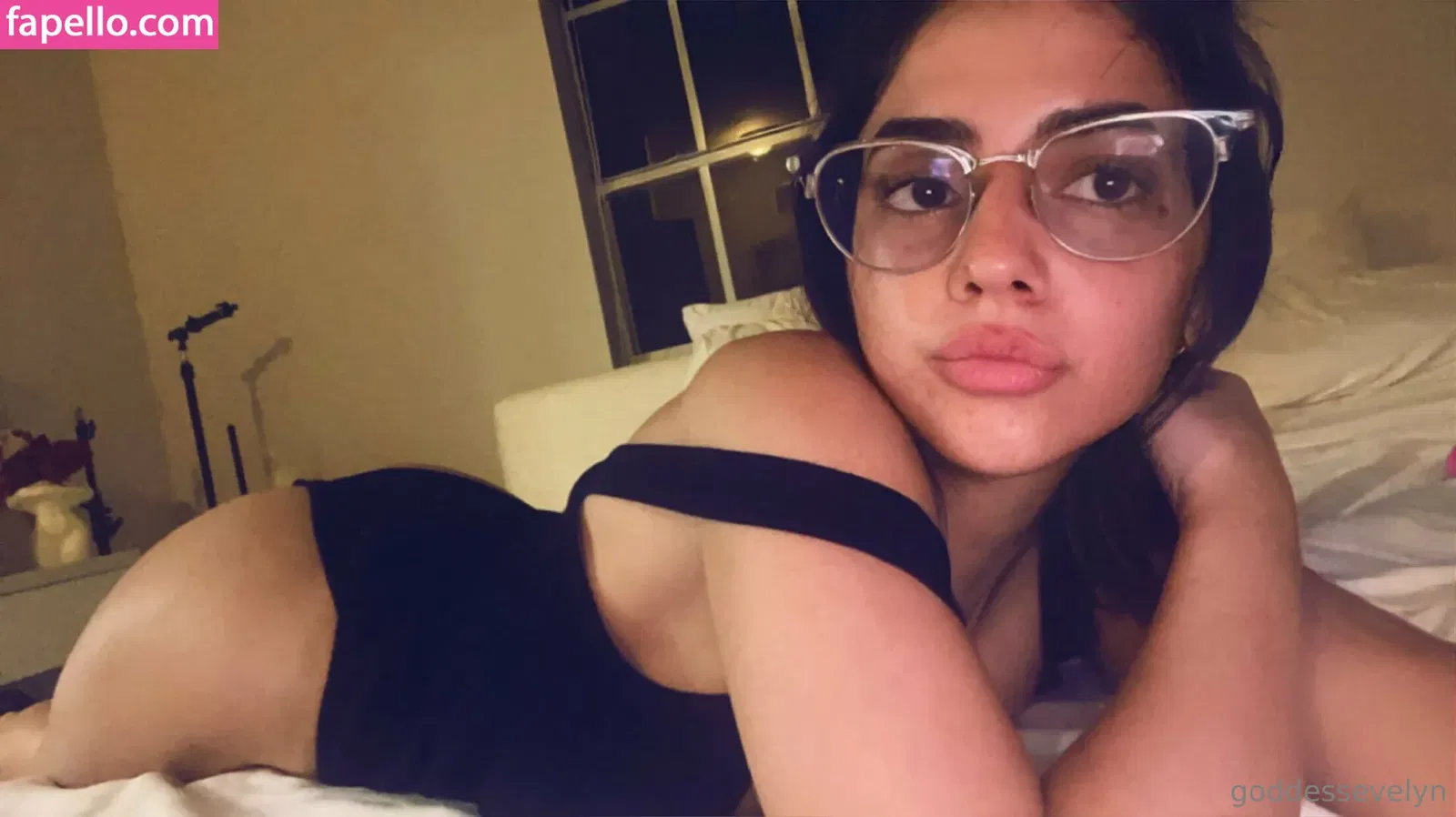 EvelynLuxe Onlyfans Photo Gallery 