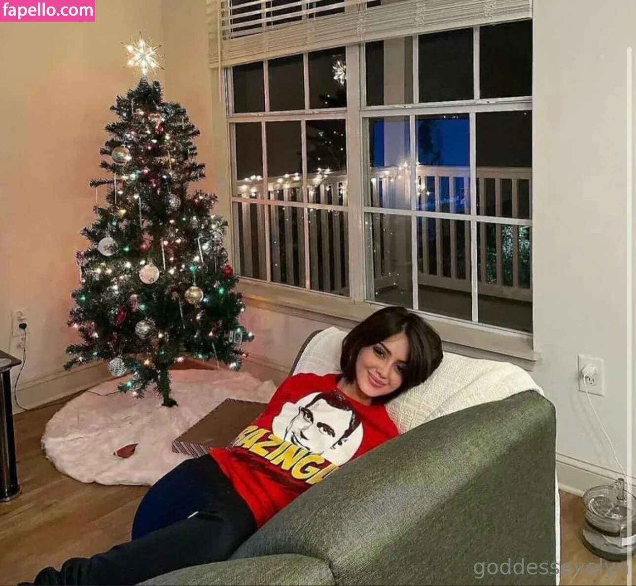 EvelynLuxe Onlyfans Photo Gallery 