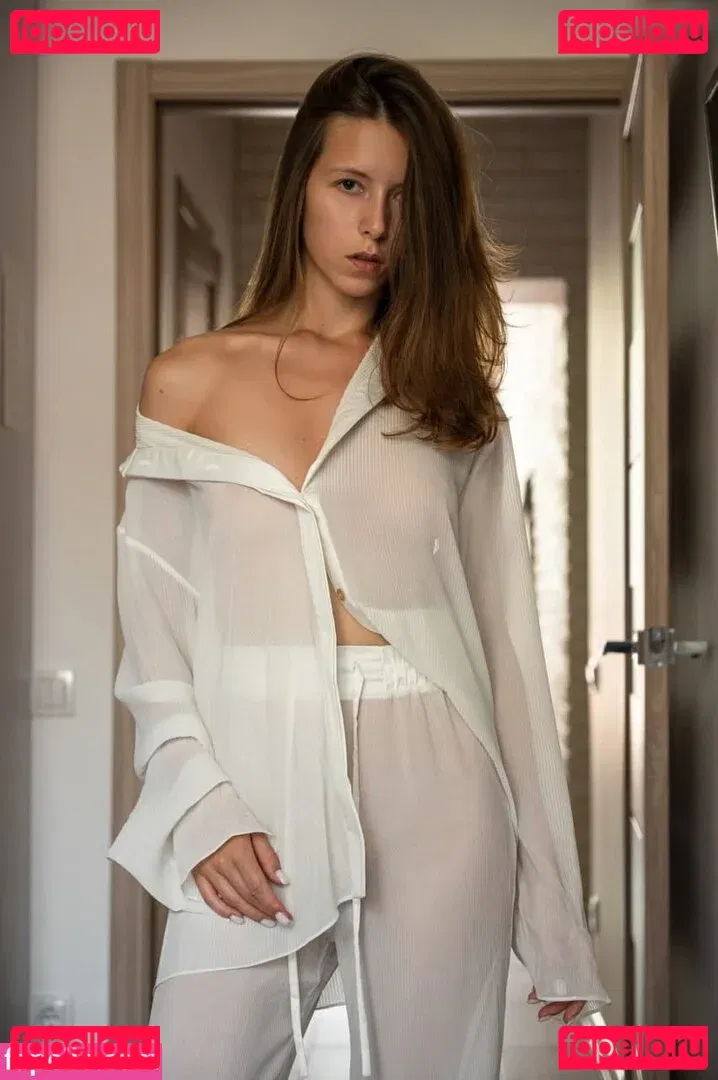 Viki Virgo Onlyfans Photo Gallery 