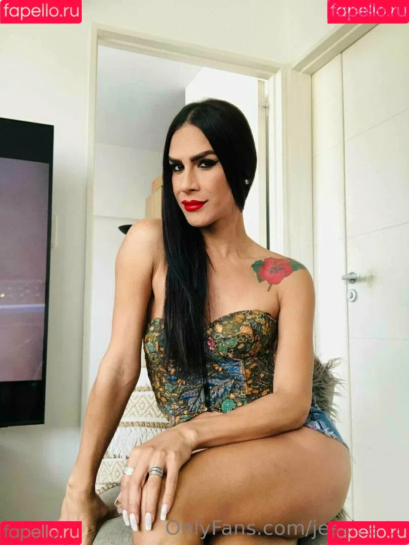 jessica.ts Onlyfans Photo Gallery 