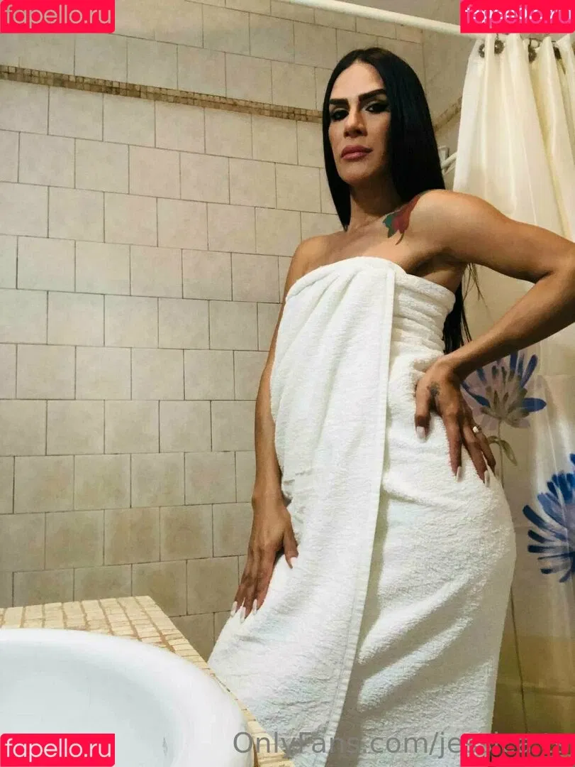 jessica.ts Onlyfans Photo Gallery 