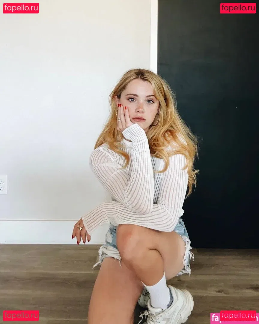 Violet Brinson Onlyfans Photo Gallery 