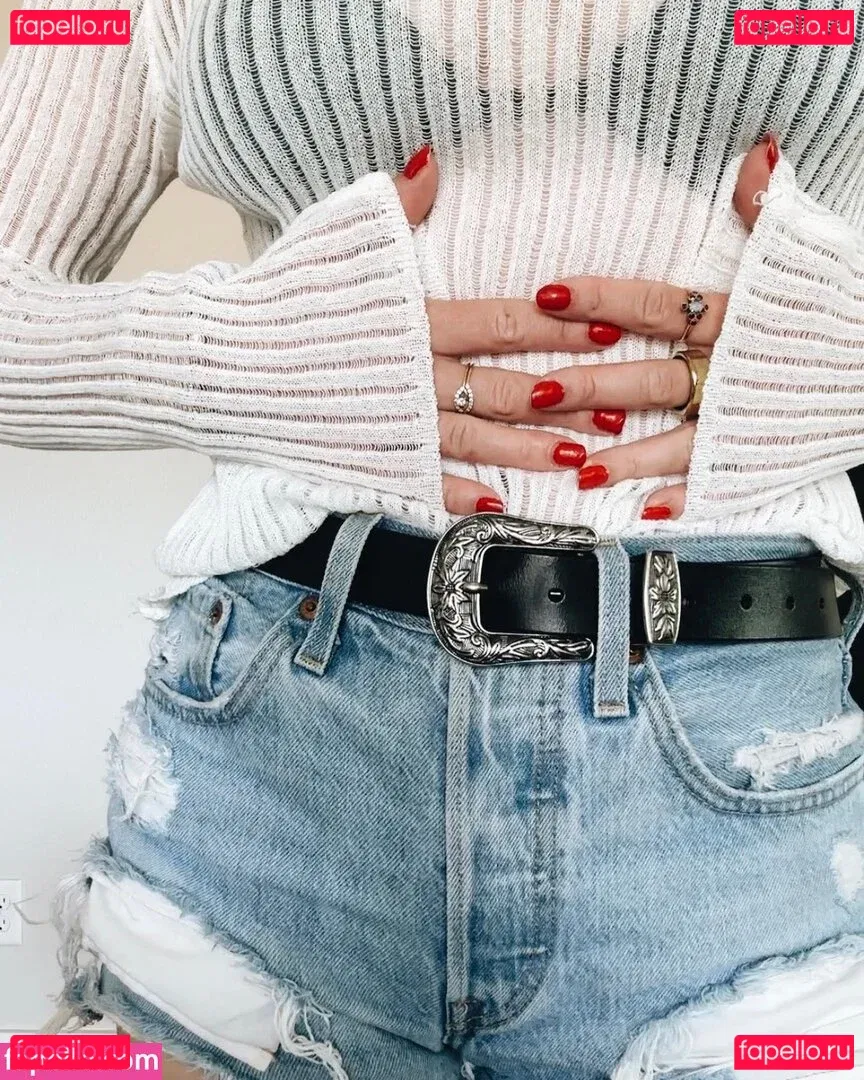 Violet Brinson Onlyfans Photo Gallery 