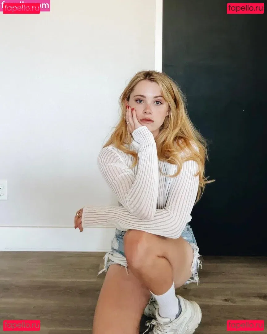 Violet Brinson Onlyfans Photo Gallery 