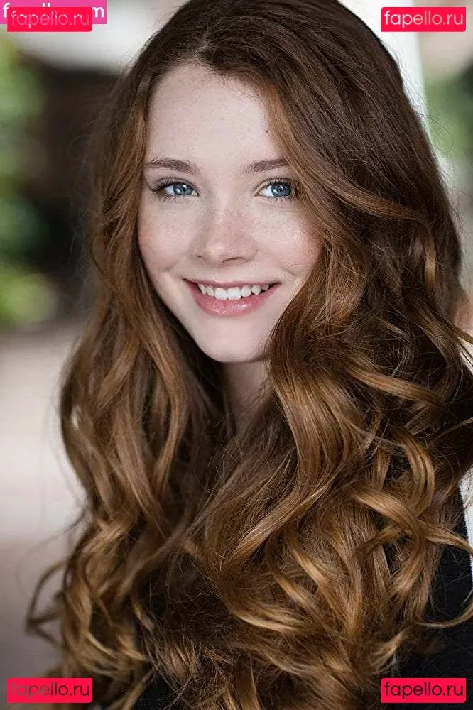 Violet Brinson Onlyfans Photo Gallery 