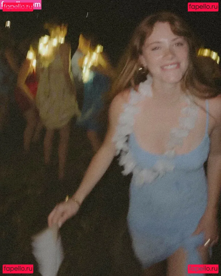 Violet Brinson Onlyfans Photo Gallery 