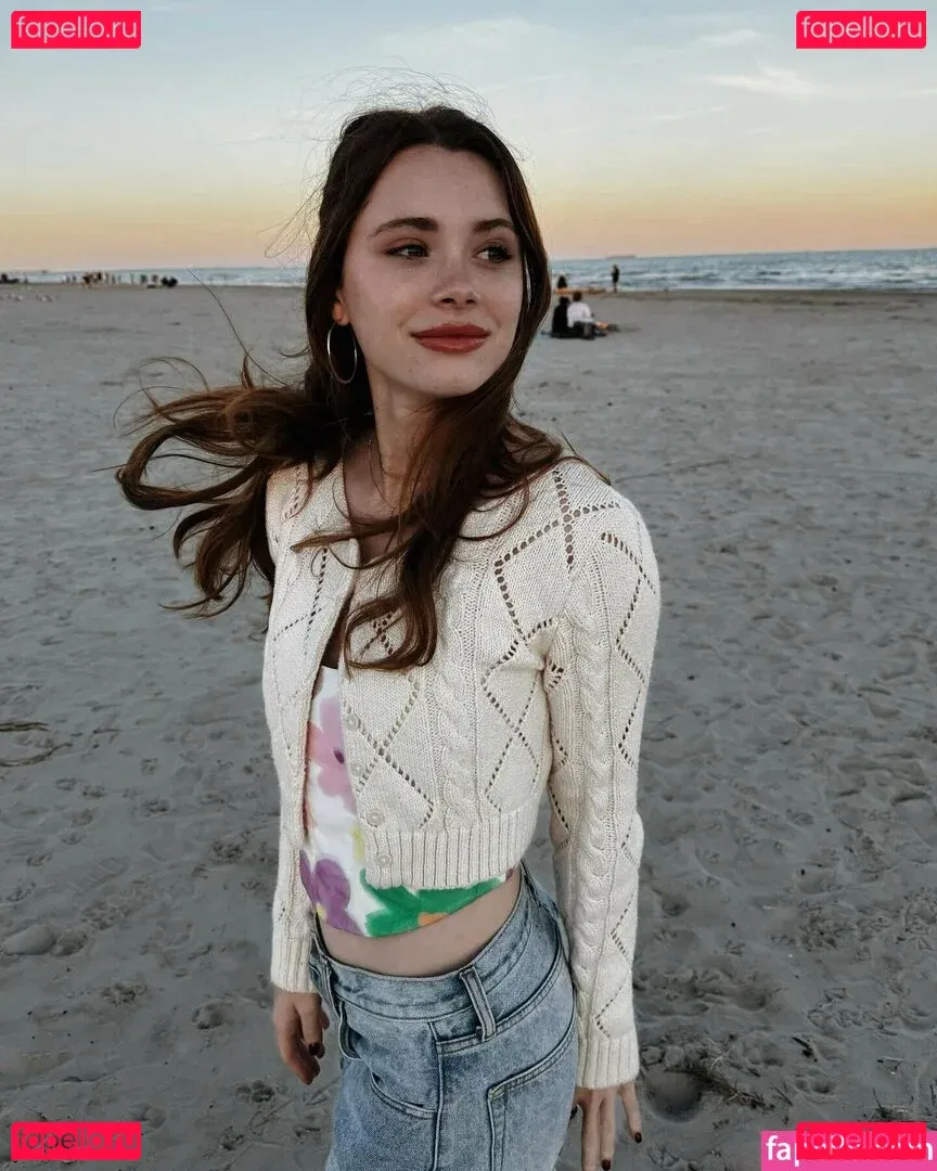 Violet Brinson Onlyfans Photo Gallery 