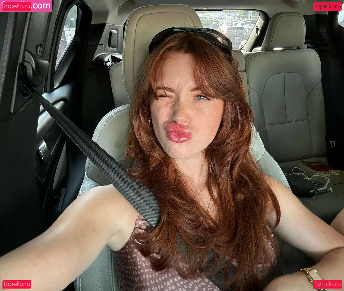 Violet Brinson Onlyfans Photo Gallery 