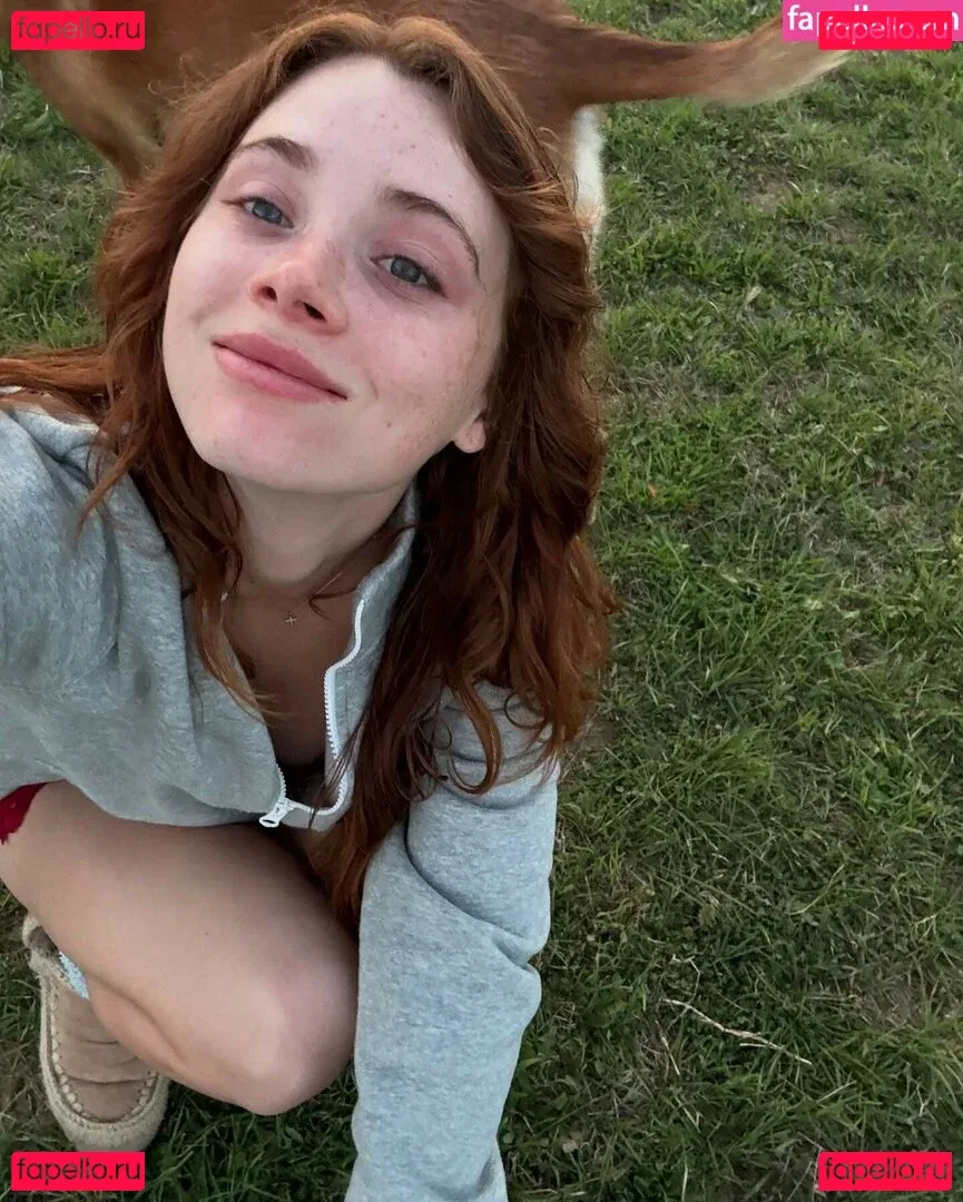 Violet Brinson Onlyfans Photo Gallery 