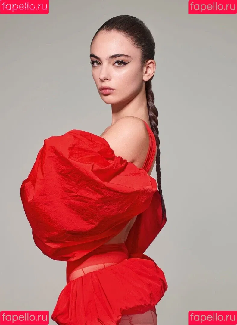 Deva Cassel Onlyfans Photo Gallery 
