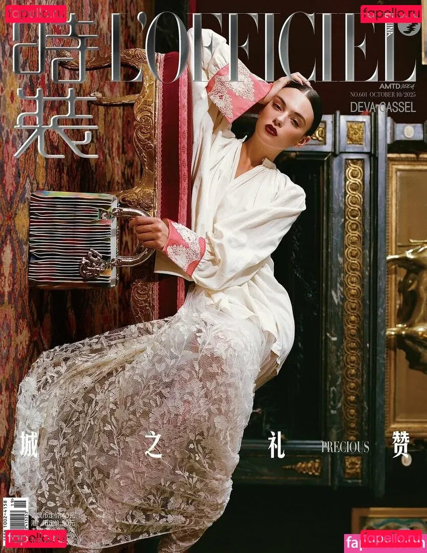 Deva Cassel Onlyfans Photo Gallery 