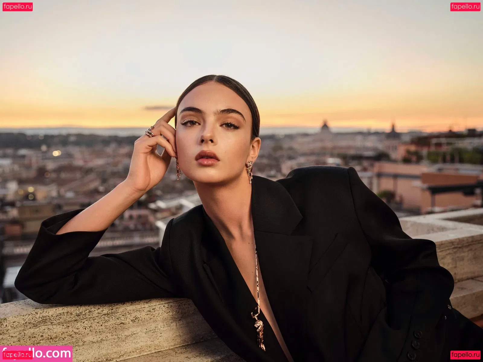 Deva Cassel Onlyfans Photo Gallery 