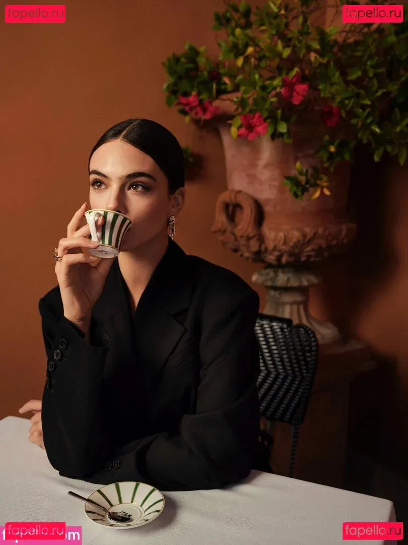 Deva Cassel Onlyfans Photo Gallery 