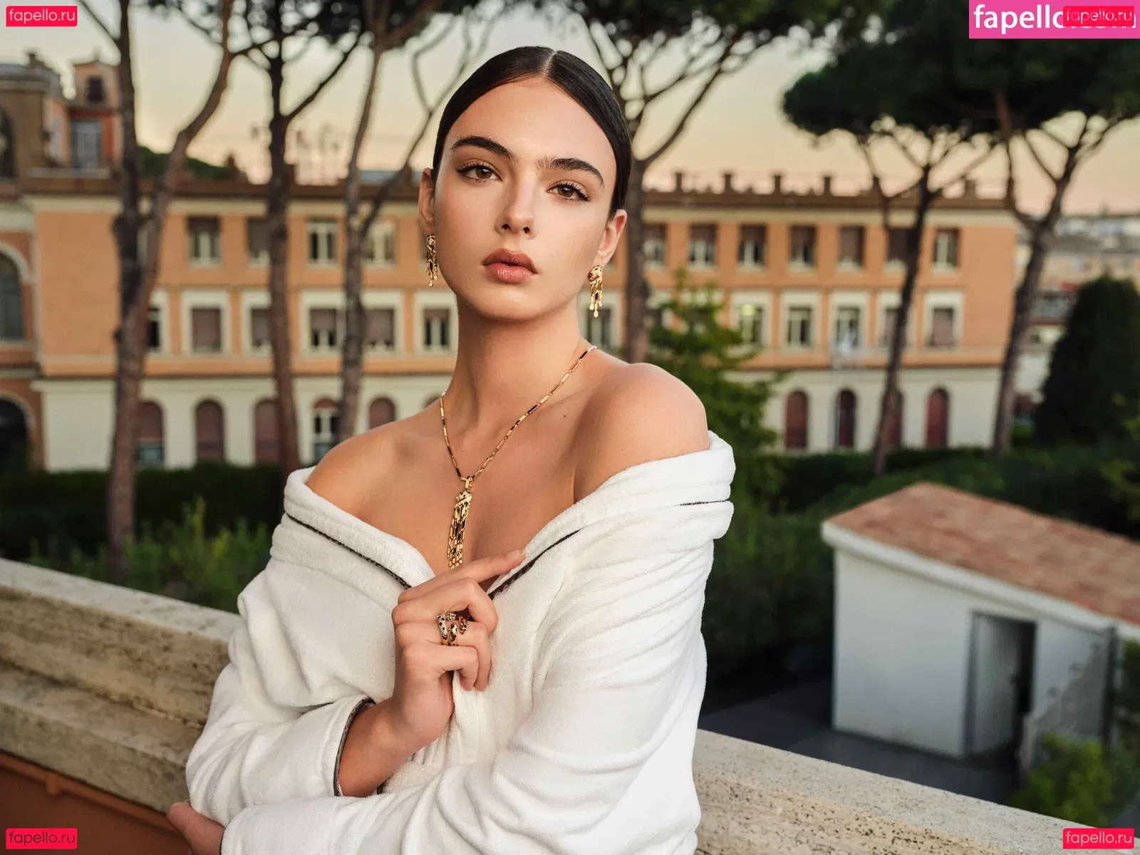 Deva Cassel Onlyfans Photo Gallery 