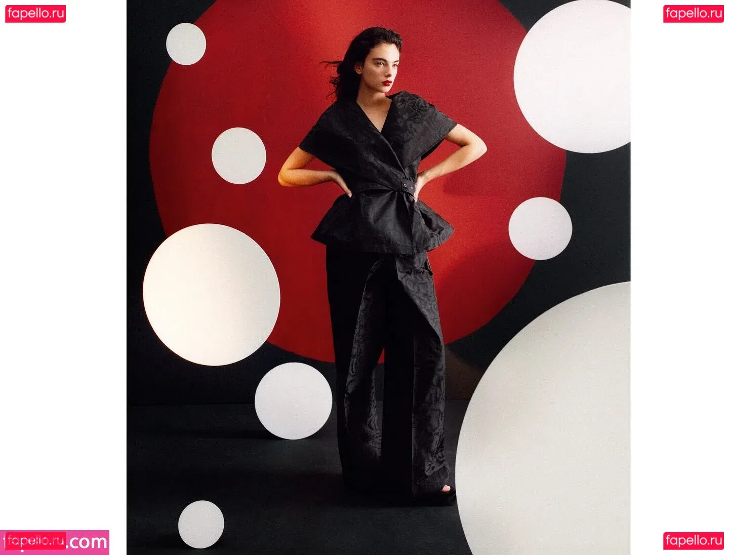 Deva Cassel Onlyfans Photo Gallery 