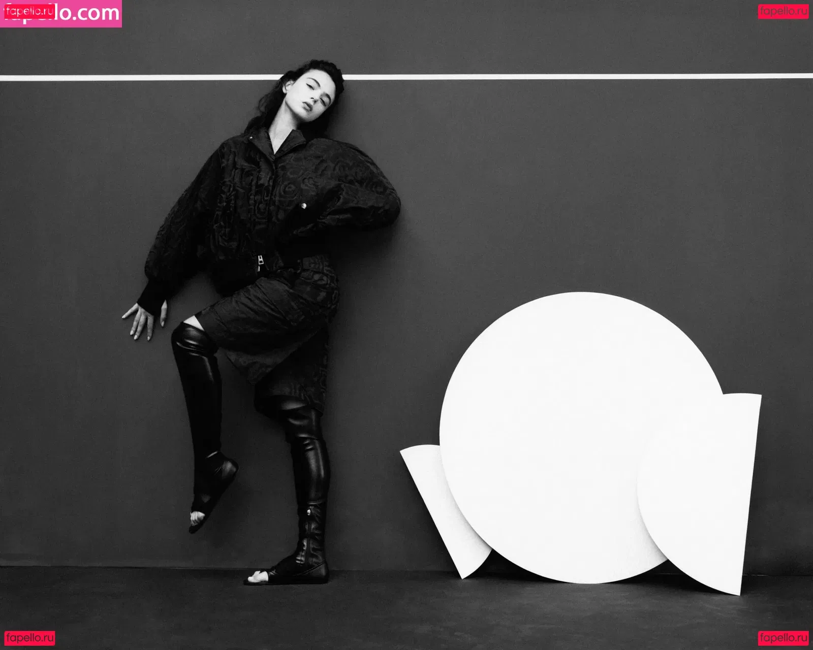 Deva Cassel Onlyfans Photo Gallery 