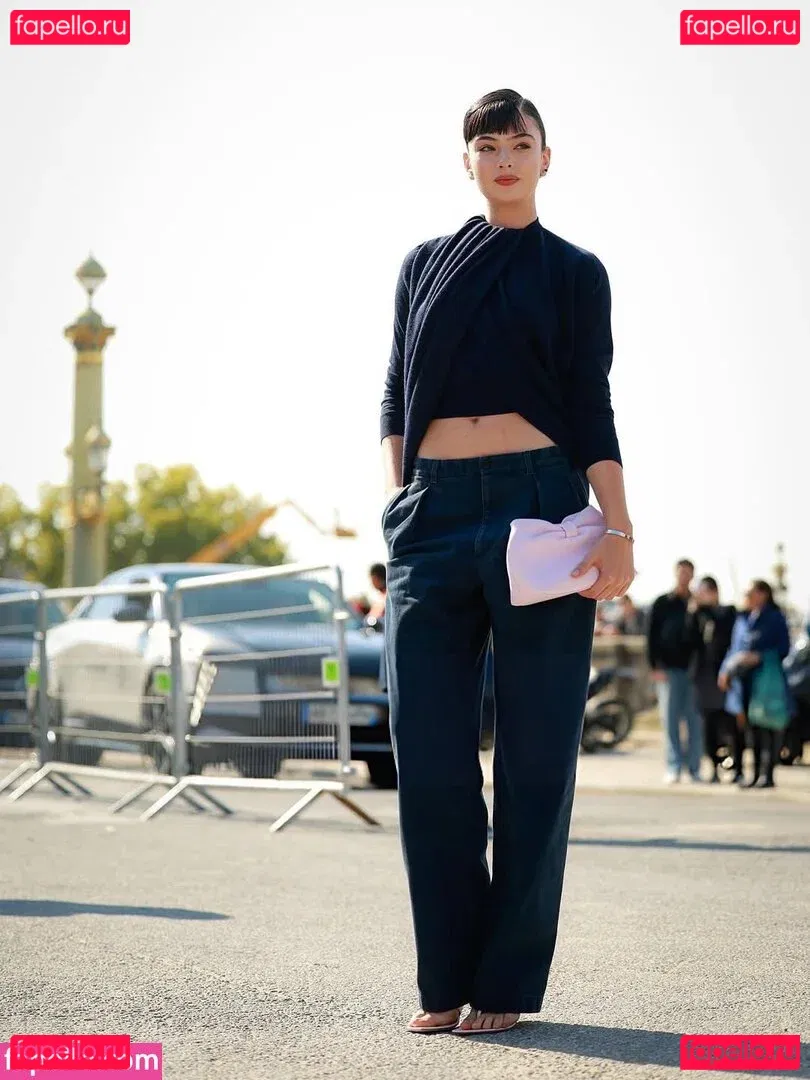 Deva Cassel Onlyfans Photo Gallery 