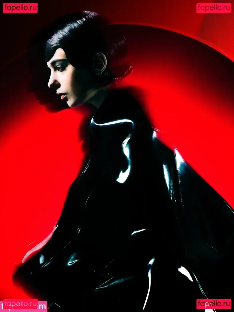 Deva Cassel Onlyfans Photo Gallery 