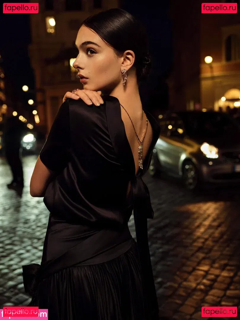 Deva Cassel Onlyfans Photo Gallery 