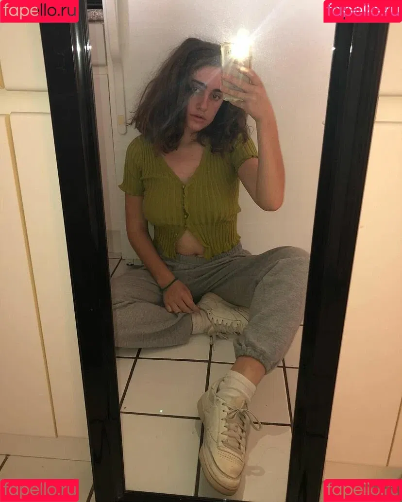 Rachel Sennott Onlyfans Photo Gallery 