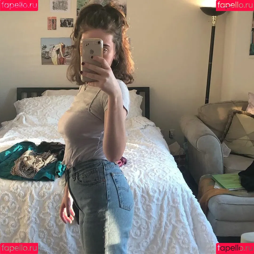 Rachel Sennott Onlyfans Photo Gallery 