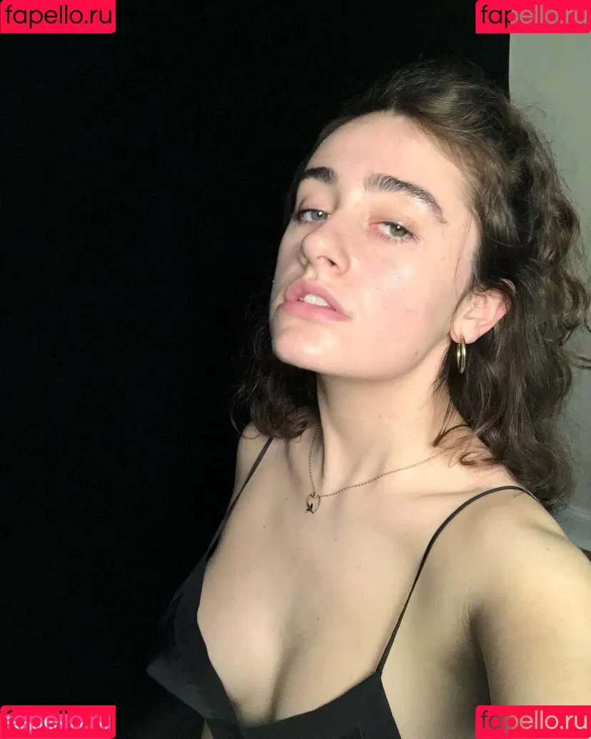 Rachel Sennott Onlyfans Photo Gallery 