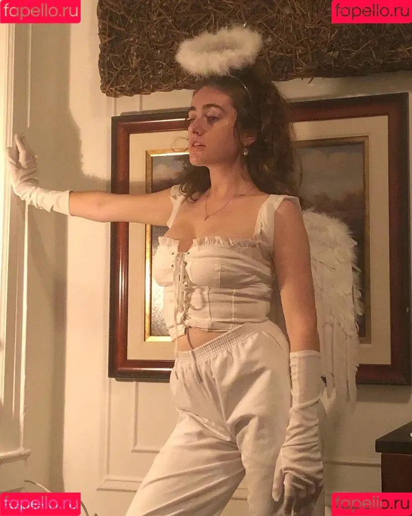 Rachel Sennott Onlyfans Photo Gallery 