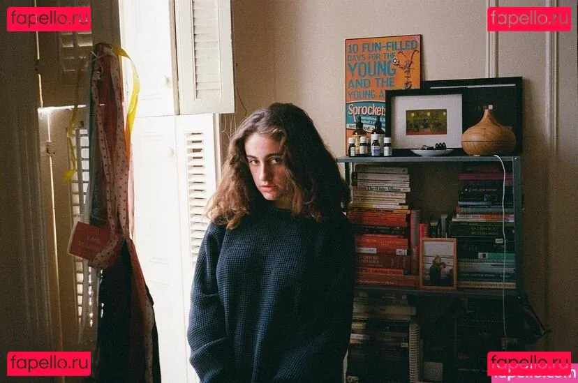 Rachel Sennott Onlyfans Photo Gallery 