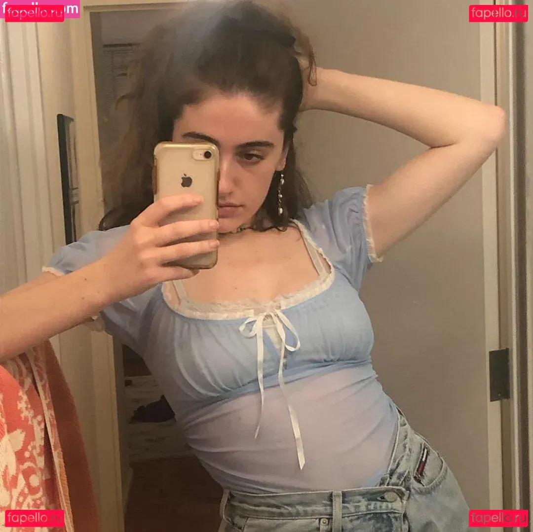 Rachel Sennott Onlyfans Photo Gallery 