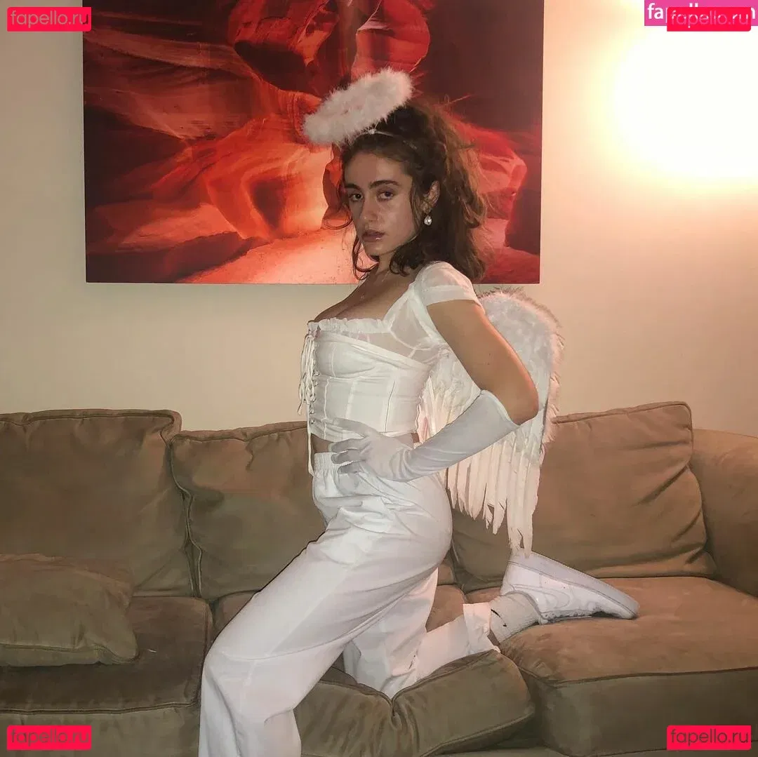 Rachel Sennott Onlyfans Photo Gallery 