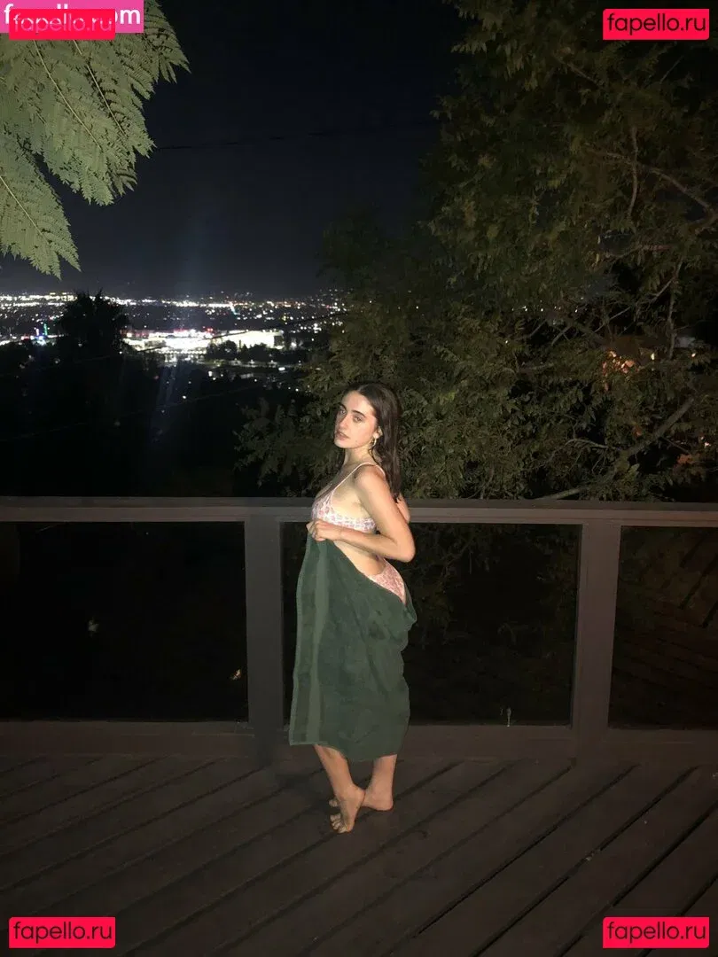 Rachel Sennott Onlyfans Photo Gallery 