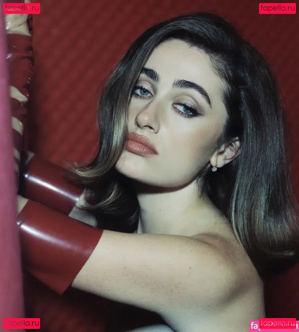 Rachel Sennott Onlyfans Photo Gallery 