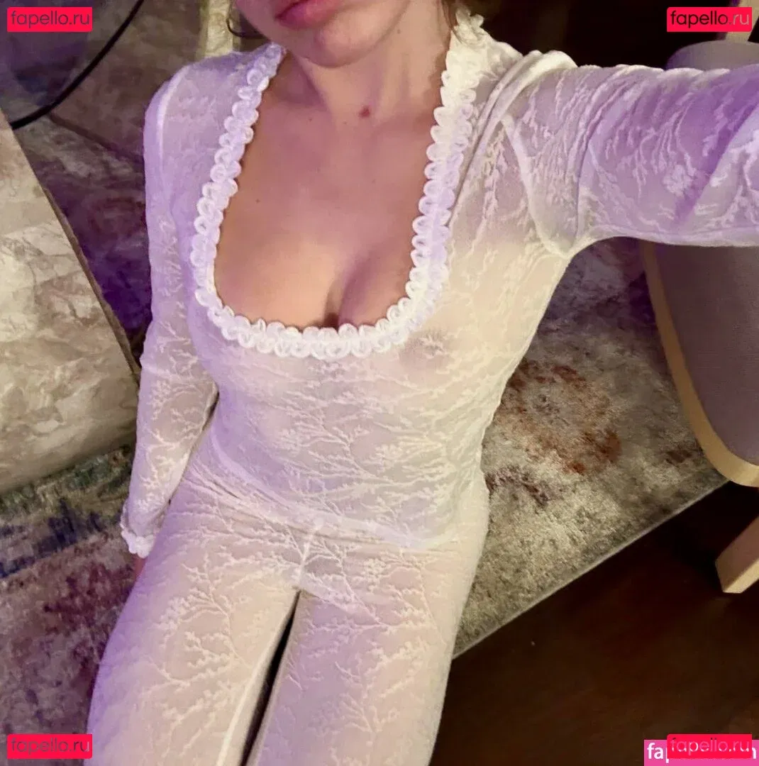 Rachel Sennott Onlyfans Photo Gallery 