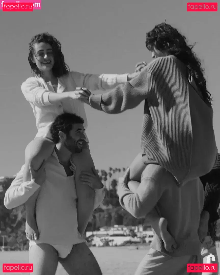 Rachel Sennott Onlyfans Photo Gallery 