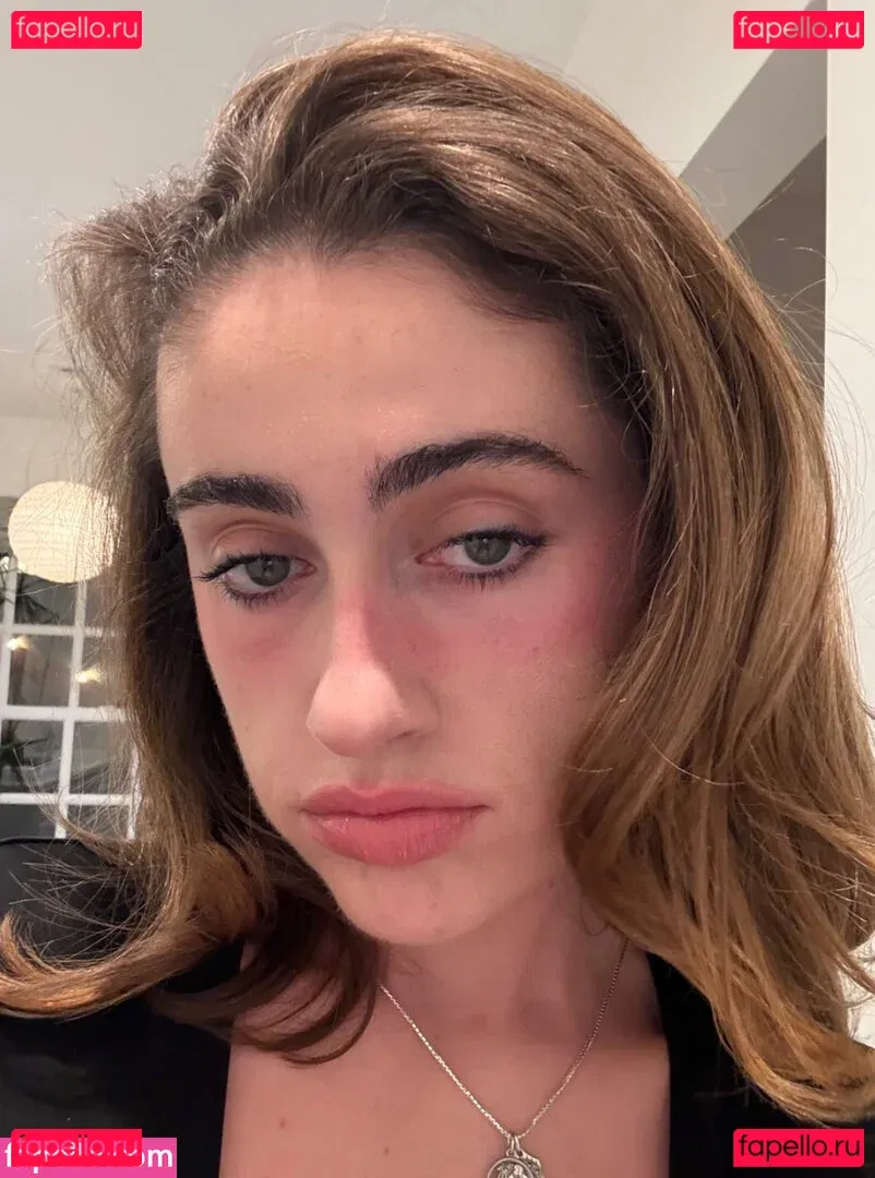 Rachel Sennott Onlyfans Photo Gallery 