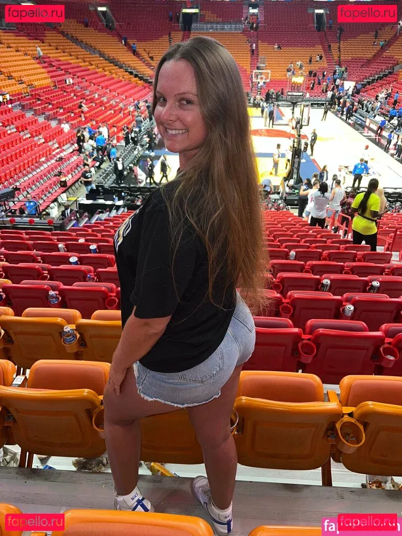 iambigduch Onlyfans Photo Gallery 