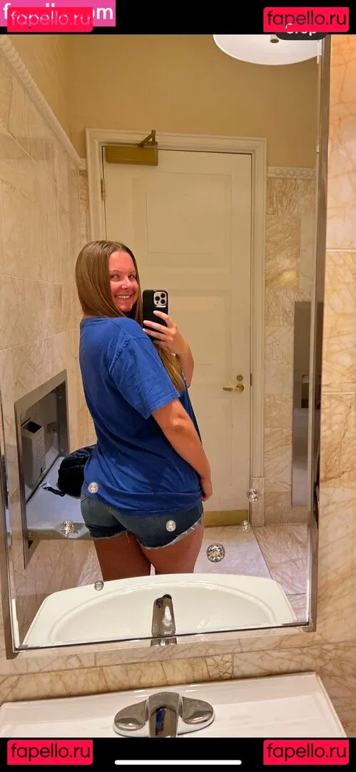 iambigduch Onlyfans Photo Gallery 