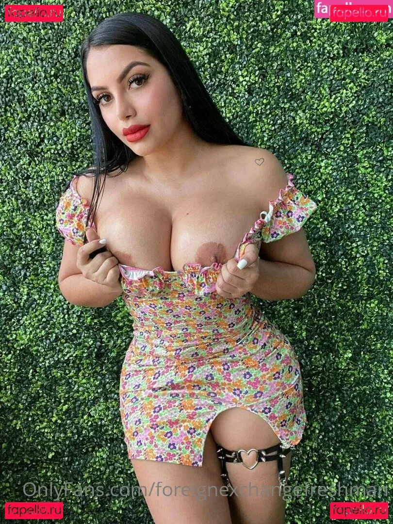 foreignexchangefreshman Onlyfans Photo Gallery 