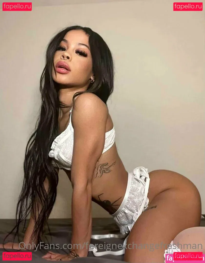 foreignexchangefreshman Onlyfans Photo Gallery 