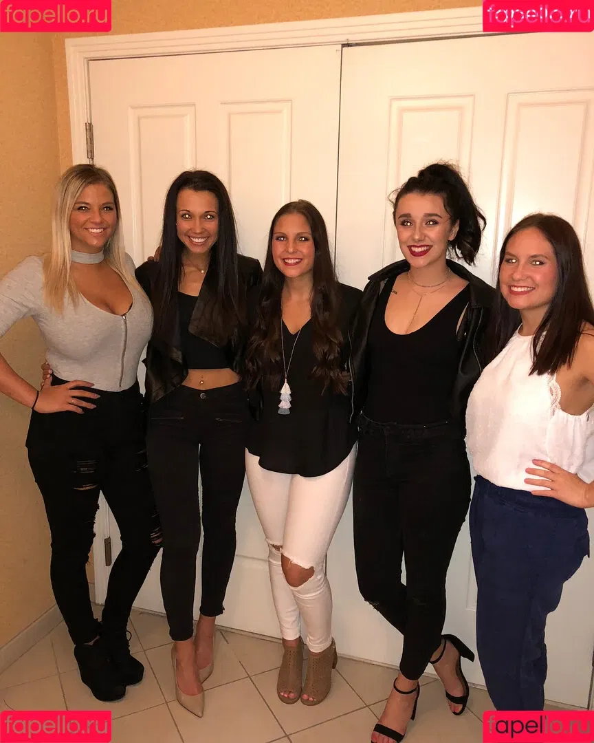 McKenna DeMoe Onlyfans Photo Gallery 