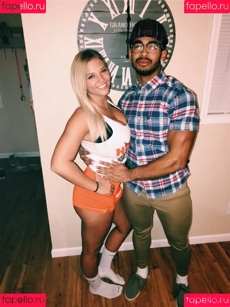 McKenna DeMoe Onlyfans Photo Gallery 