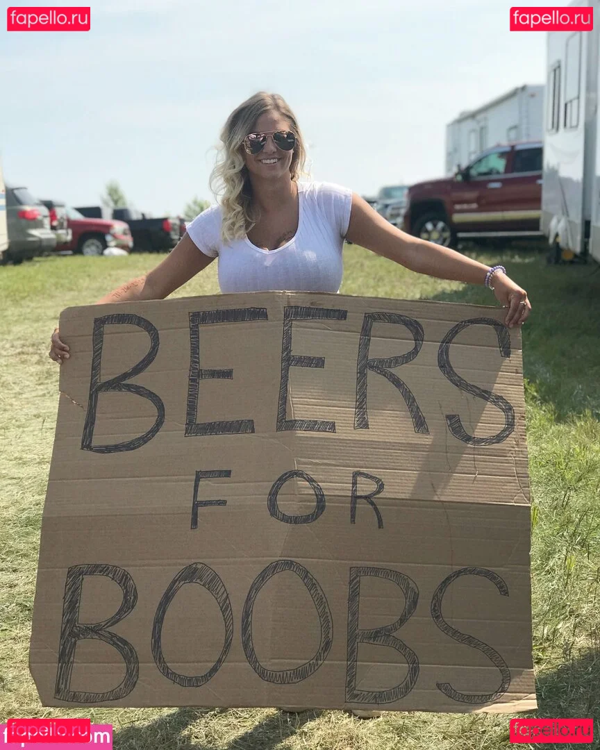 McKenna DeMoe Onlyfans Photo Gallery 