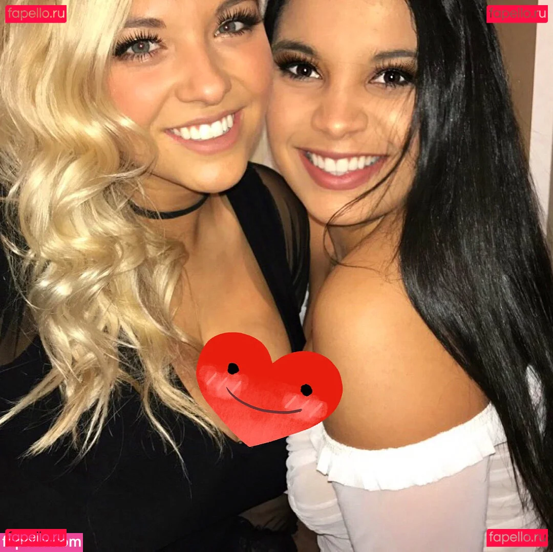 McKenna DeMoe Onlyfans Photo Gallery 