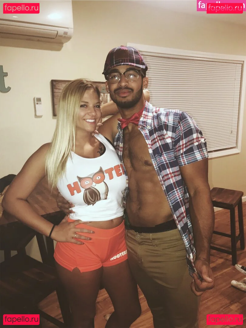 McKenna DeMoe Onlyfans Photo Gallery 