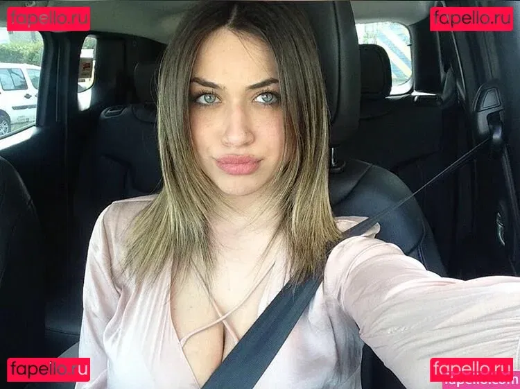 Giulia Colasante Onlyfans Photo Gallery 