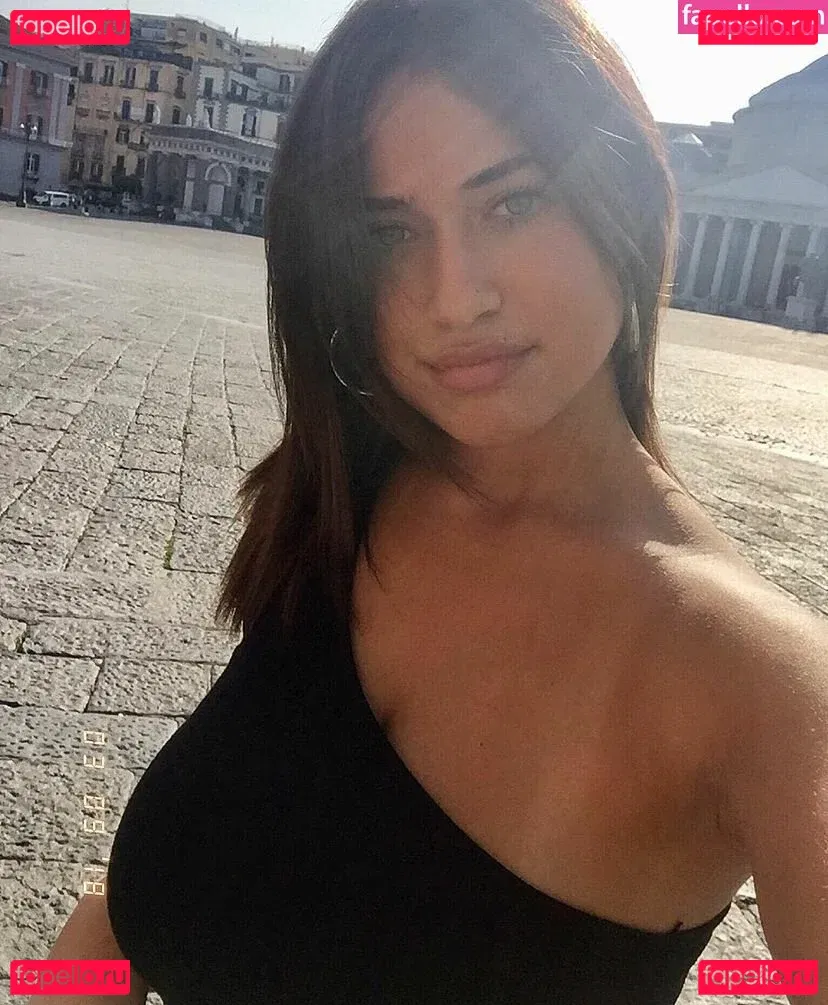 Giulia Colasante Onlyfans Photo Gallery 