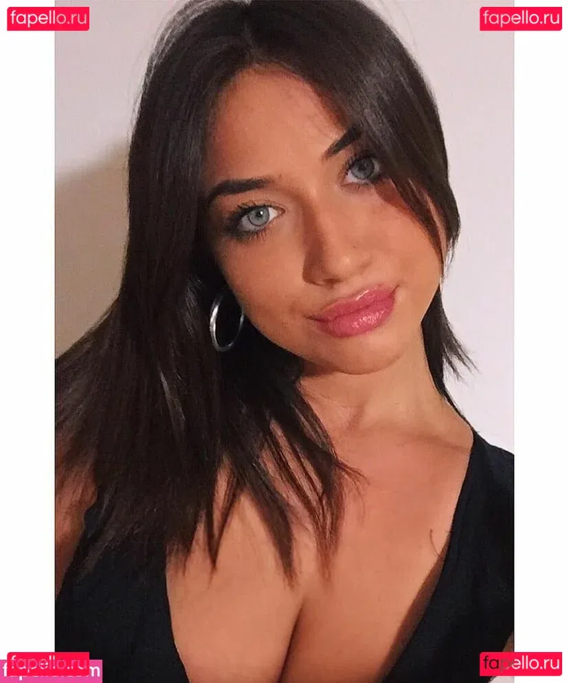 Giulia Colasante Onlyfans Photo Gallery 